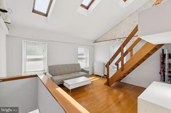 Philadelphia, PA 19129,3715 CALUMET ST #3