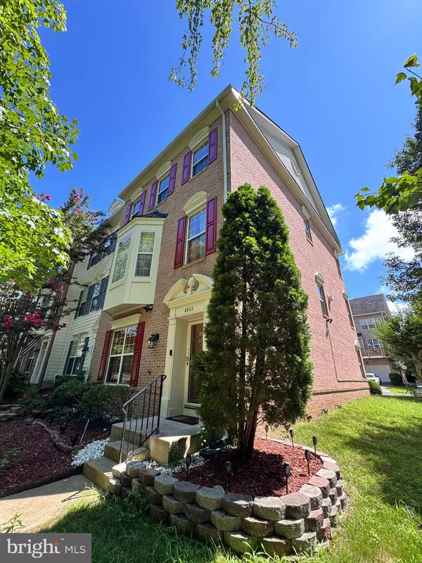 Woodbridge, VA 22192,4955 CHASTE TREE PL
