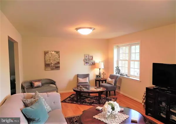 Vienna, VA 22182,2305 MCGREGOR CT