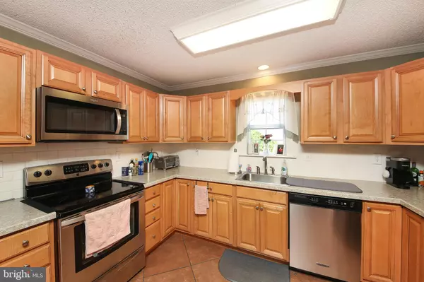 Levittown, PA 19054,54 LEISURE LN