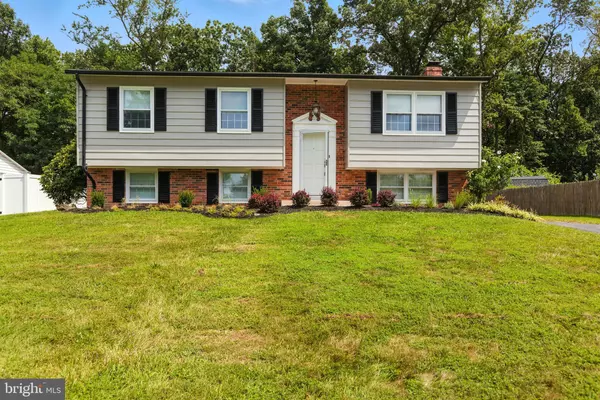 11925 BAYSWATER RD, Gaithersburg, MD 20878