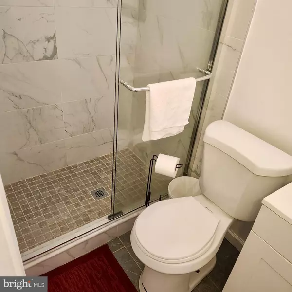 Philadelphia, PA 19104,#PRIVATEROOMW/BATH-3615 SPRING GARDEN ST