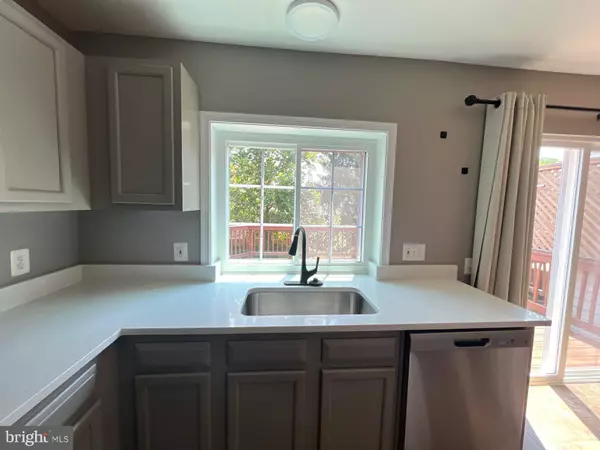 Leesburg, VA 20176,307 COLTSRIDGE TER NE
