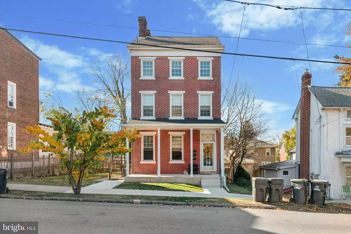 Phoenixville, PA 19460,144 STARR ST #3