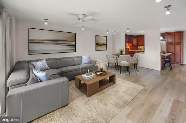 8340 GREENSBORO DR #302, Mclean, VA 22102