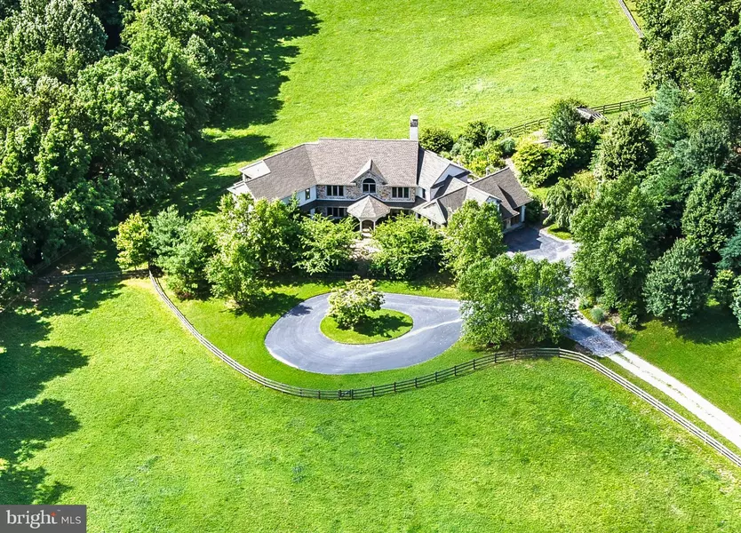 438 GROUND HOG COLLEGE RD, West Chester, PA 19382