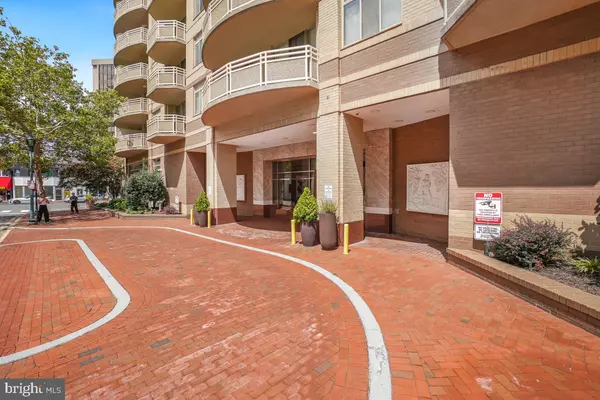Bethesda, MD 20814,4801 FAIRMONT AVE #408