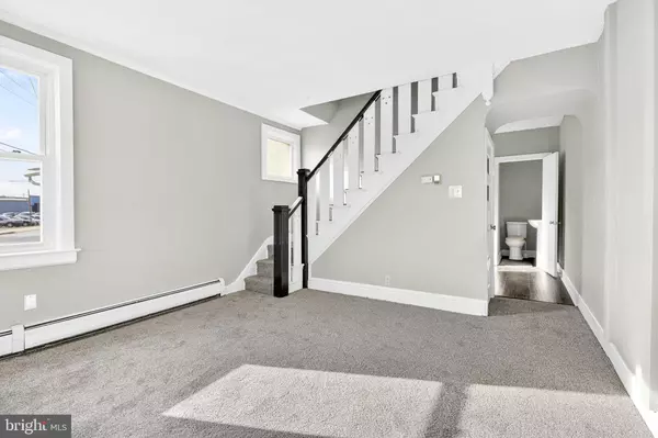 York, PA 17404,827 ROOSEVELT AVE