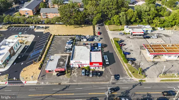 Lindenwold, NJ 08021,719 S WHITE HORSE PIKE