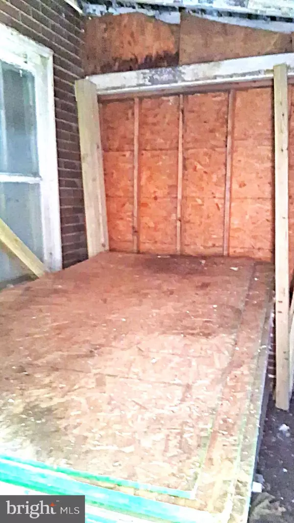 Chester, PA 19013,223 JEFFREY ST