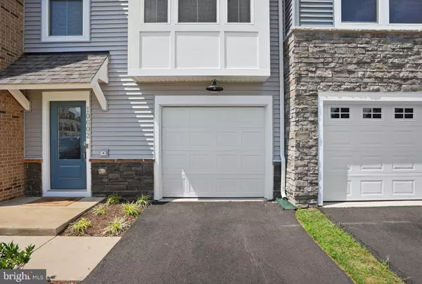Manassas, VA 20112,10602 SHEFFIELD GLEN LN