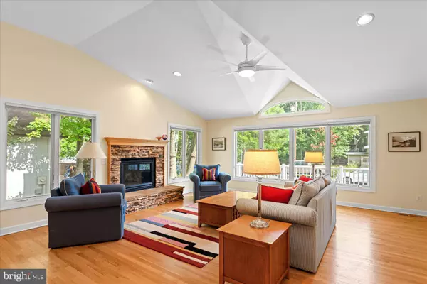 Bethany Beach, DE 19930,502 DORAL DR