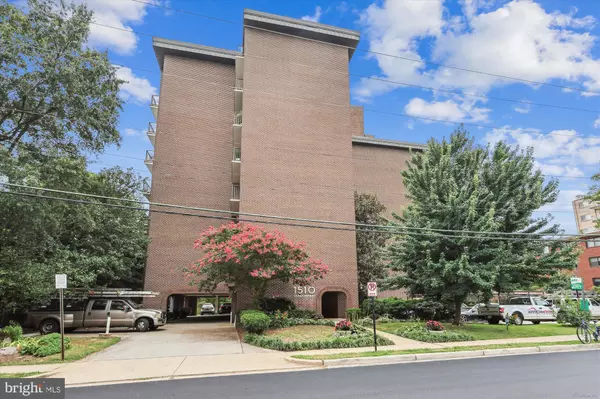 1510 12TH ST N #403, Arlington, VA 22209