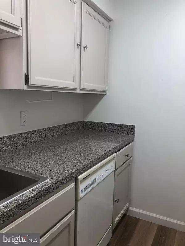 Hamilton, NJ 08690,Address not disclosed