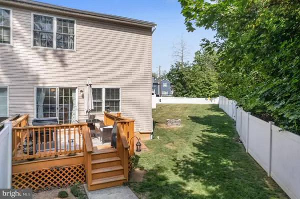 Ambler, PA 19002,543 MEADOWBROOK AVE #2