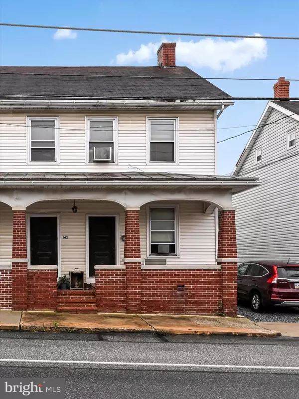 Jonestown, PA 17038,142 W MARKET ST