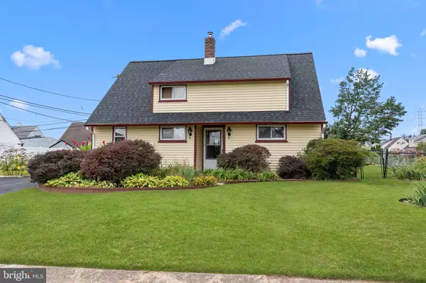 67 GREENBRIAR RD,  Levittown,  PA 19057