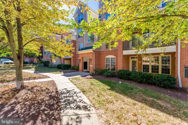 Reston, VA 20190,12185 ABINGTON HALL PL #104