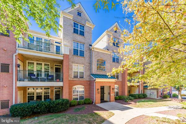 Reston, VA 20190,12185 ABINGTON HALL PL #104
