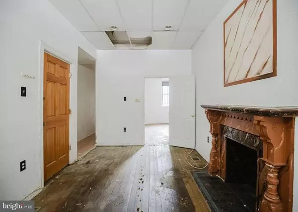 Philadelphia, PA 19104,438 N 32ND ST