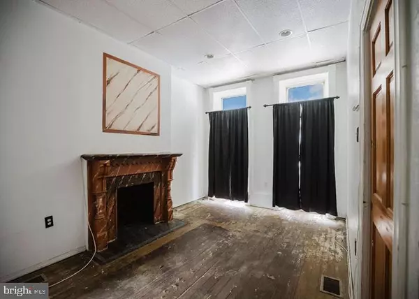 Philadelphia, PA 19104,438 N 32ND ST