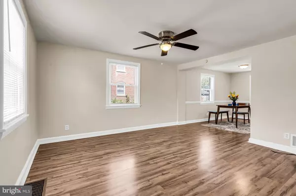 Wilmington, DE 19804,121 KENTUCKY AVE