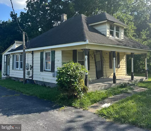 Townsend, DE 19734,202 PINE TREE RD