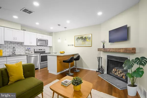 306 W WILDEY ST #A, Philadelphia, PA 19123