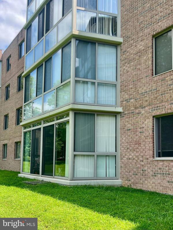2904 N LEISURE WORLD BLVD #216, Silver Spring, MD 20906