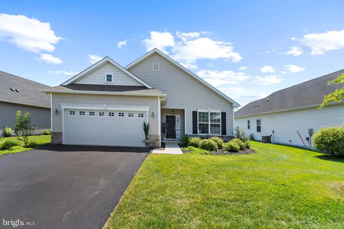 Mount Holly, NJ 08060,3 COLISEUM DR