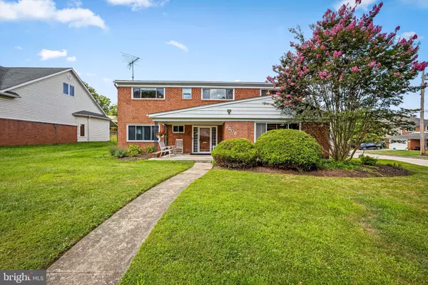 2506 SHELLEYDALE DR, Baltimore, MD 21209