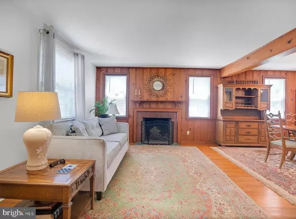 Riverside, NJ 08075,742 ARNDT AVE