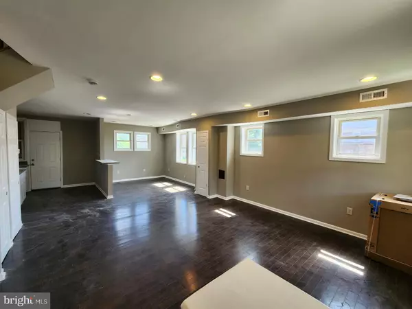 Baltimore, MD 21213,2718 ERDMAN AVE