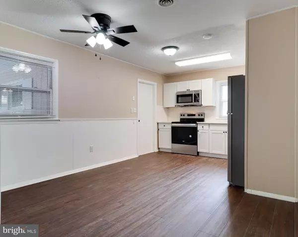 Willingboro, NJ 08046,19 BELHURST LN