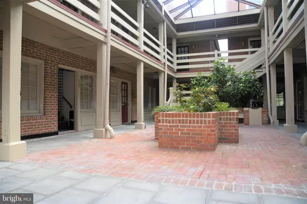 Alexandria, VA 22314,685 S WASHINGTON ST