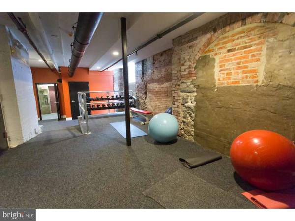 Philadelphia, PA 19107,1100 SPRUCE ST #3D