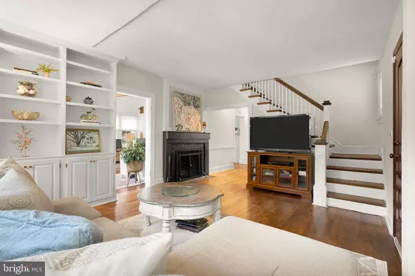 Kensington, MD 20895,10119 FREDERICK AVE