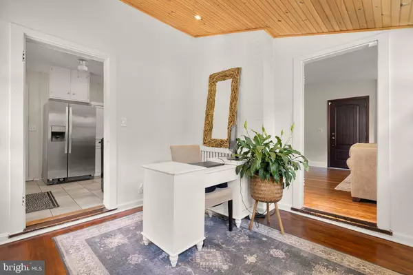 Kensington, MD 20895,10119 FREDERICK AVE