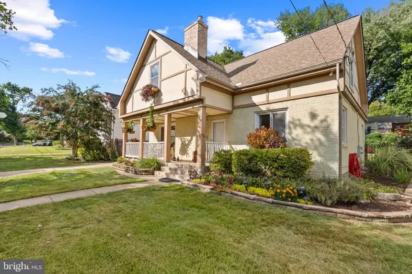 Kensington, MD 20895,11105 WAYCROSS WAY