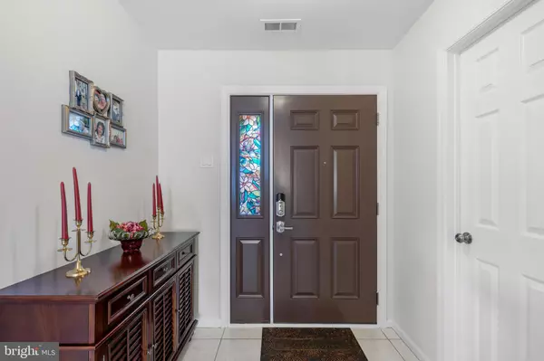 Mount Laurel, NJ 08054,18 KENTON PL