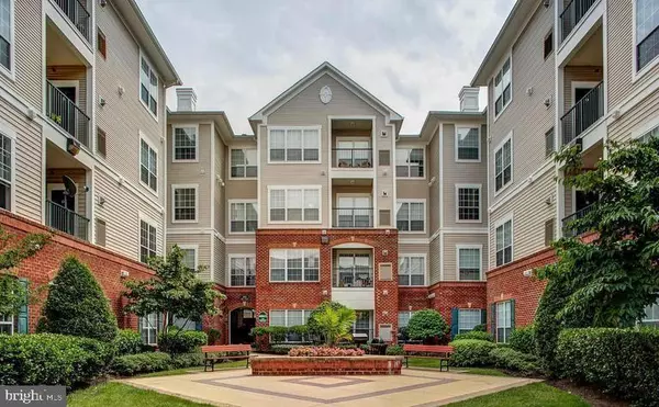 4850 EISENHOWER AVE #319, Alexandria, VA 22304