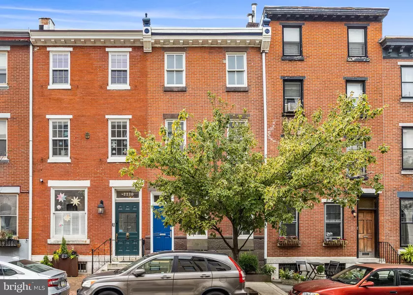 2222 LOCUST ST, Philadelphia, PA 19103