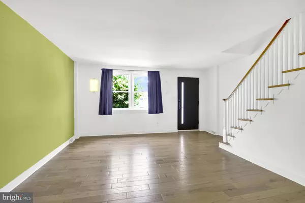 Philadelphia, PA 19128,342 DAWSON ST