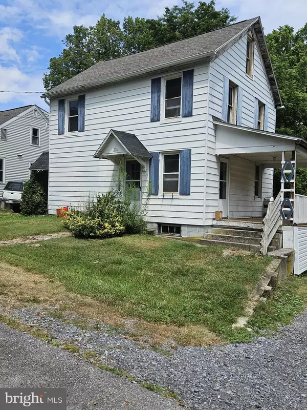 216 SHADY DR, State College, PA 16801