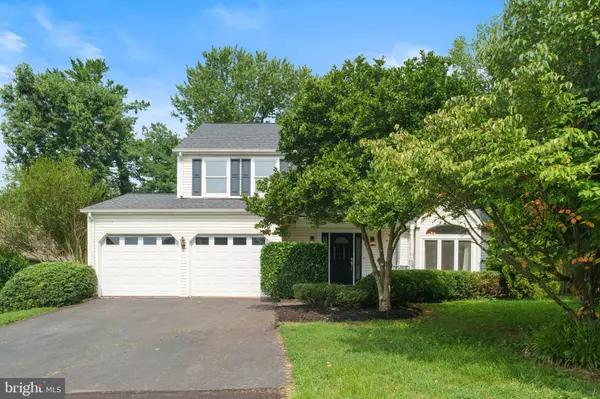 5600 ROCKY RUN DR, Centreville, VA 20120