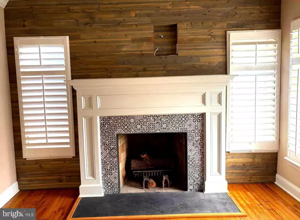 Audubon, NJ 08106,539 W KINGS HWY