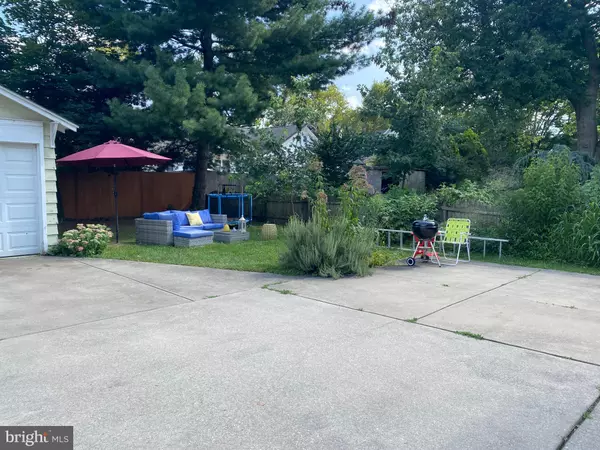 Haddonfield, NJ 08033,252 RHOADS AVE