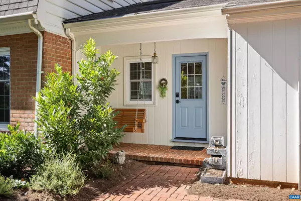 Charlottesville, VA 22901,2405 ANGUS RD