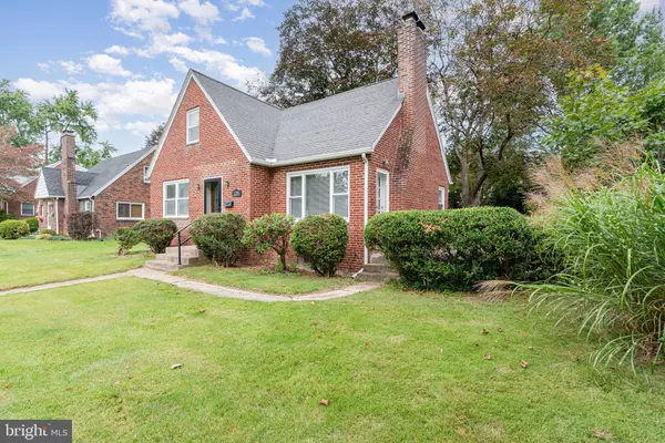 Harrisburg, PA 17109,3204 MEADOW LN