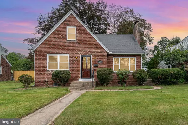 3204 MEADOW LN, Harrisburg, PA 17109